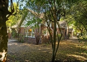 Photo - 1694 Oakwood St