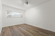 Photo - BEAUTIFUL Studio in Inglewood !!