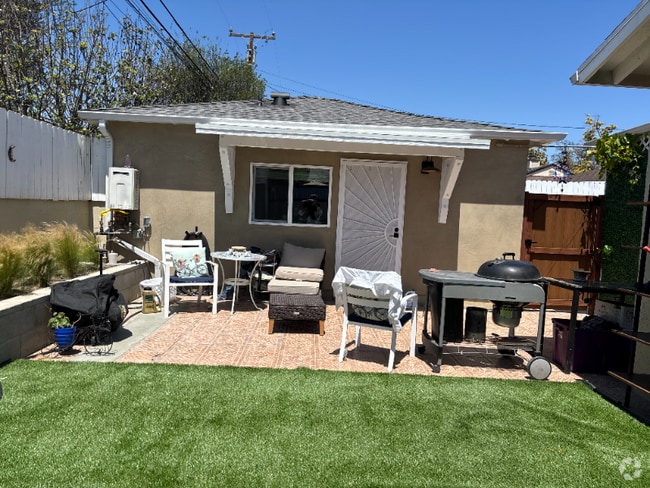 Building Photo - 4225 Los Coyotes Diagonal Rental
