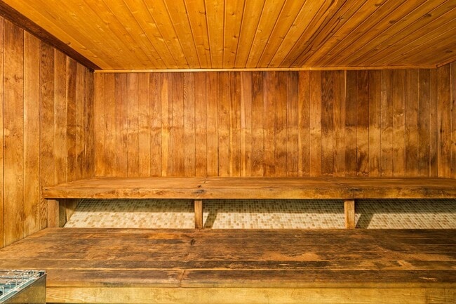 Photo - 3050 Rue D’Orleans