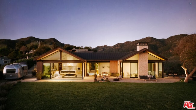 Photo - 5792 Calpine Dr