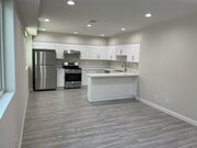 Photo - 1130 Browning Blvd