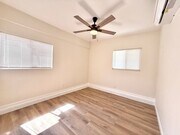 Photo - For Rent – 2 Bedroom, 1 Bath Apartment in ...