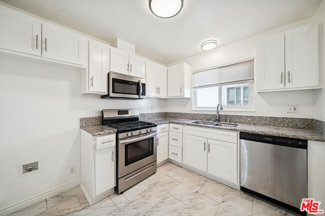 Photo - 3652 Carmona Ave Unit 6