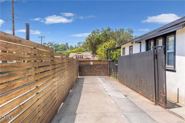 Photo - 6854 N Figueroa St