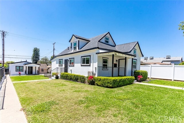 Photo - 6741 Newlin Ave
