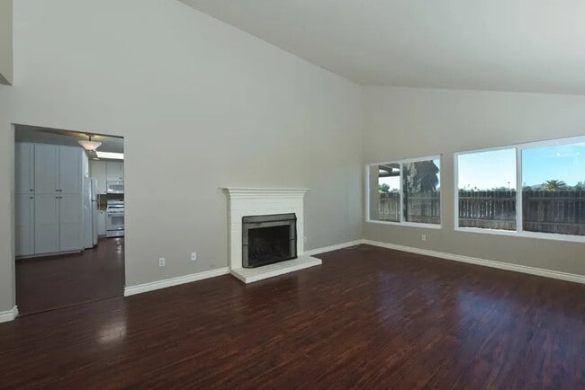 Photo - 402 Paseo Alegre