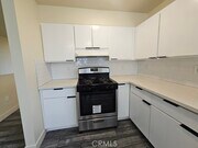 Photo - 1128 E 28th St