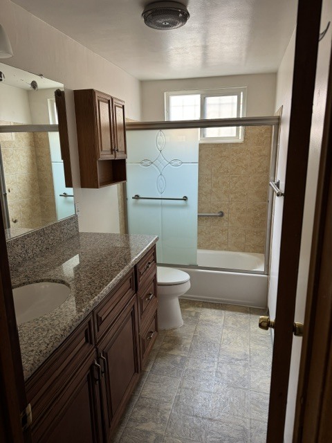 Photo - 418-420 Casanova St