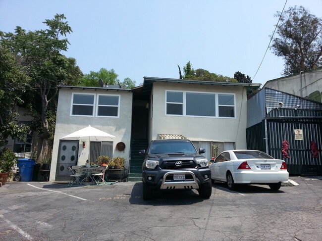 Building Photo - 2372 Glendale Blvd Unit 2372