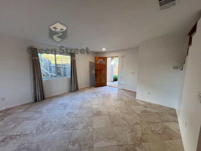 Photo - 280 Fire Mountain Pl