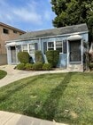 Exterior (922 1/2 is in rear) - 920 N Hayworth Ave