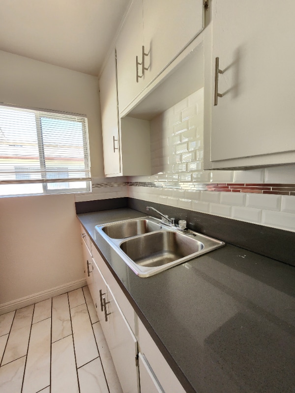 Photo - 18546 Clark St Unit 16