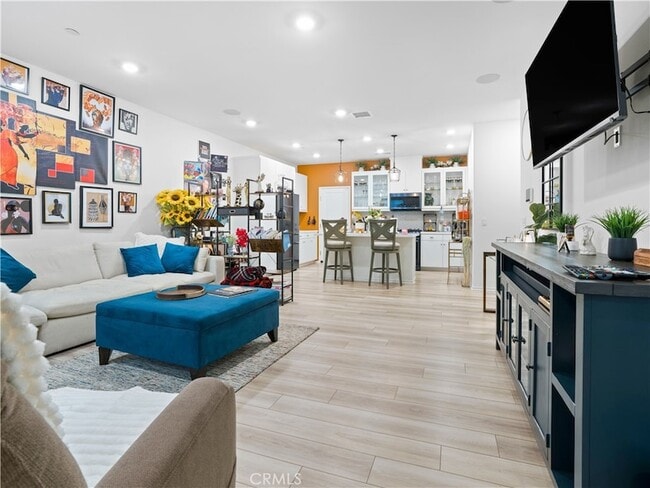 Photo - 5628 Kate Way