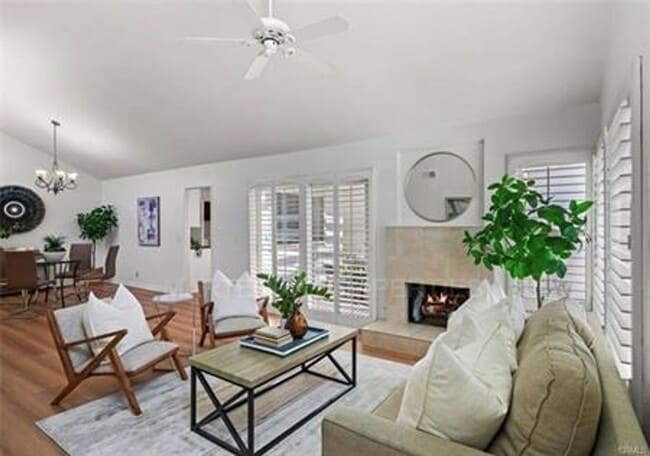 Building Photo - Beautiful Home in Irvine