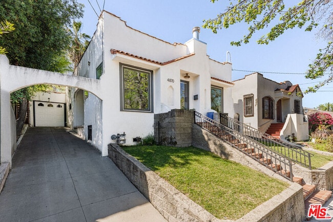 Photo - 4870 Stratford Rd