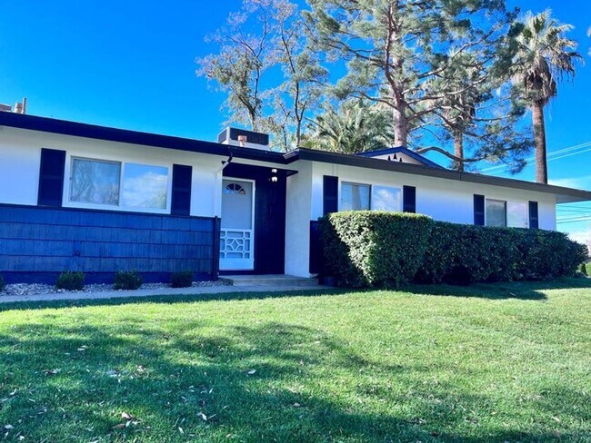 Photo - NEWLY RENOVATED South Redlands Home