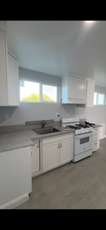 Photo - 1254 W 41st Pl