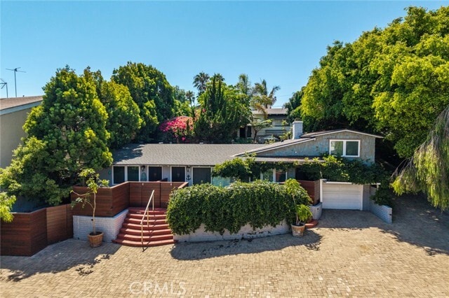Building Photo - 33921 Robles Dr Unit C