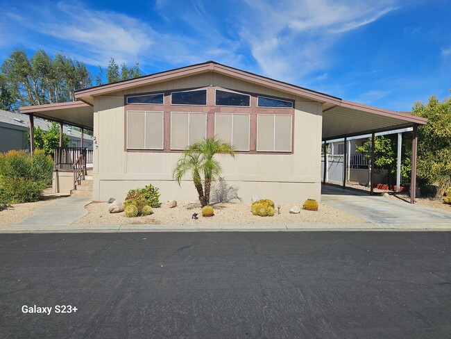 Photo - 15300 Palm Dr