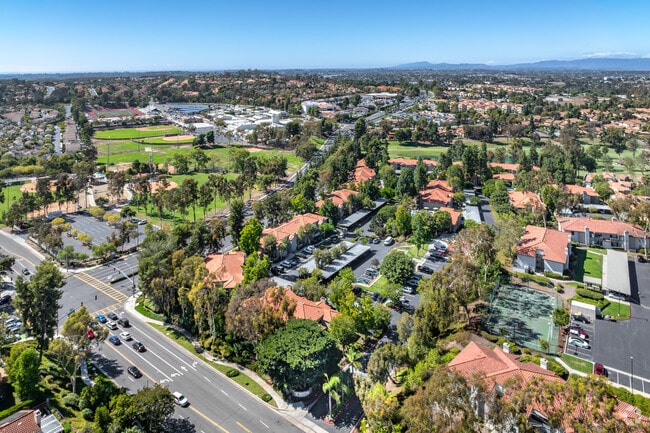 Walking Distance From Local Shopping Centers and World Class Golf Courses - Shadowridge Summerwind