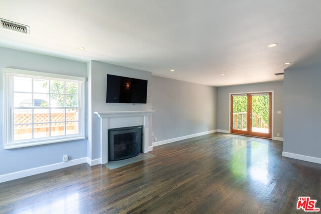 Photo - 1530 S Sierra Bonita Ave