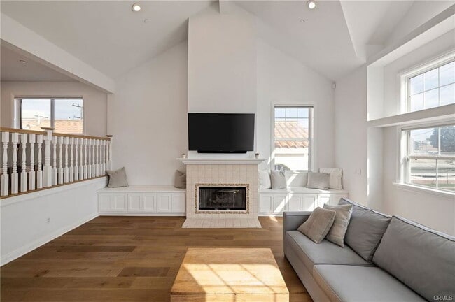 Photo - 1743 Havemeyer Ln