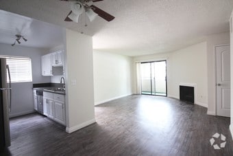 Photo - 1012 E Acacia Ave