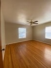 Photo - 3 Bedroom Single Story Ontario