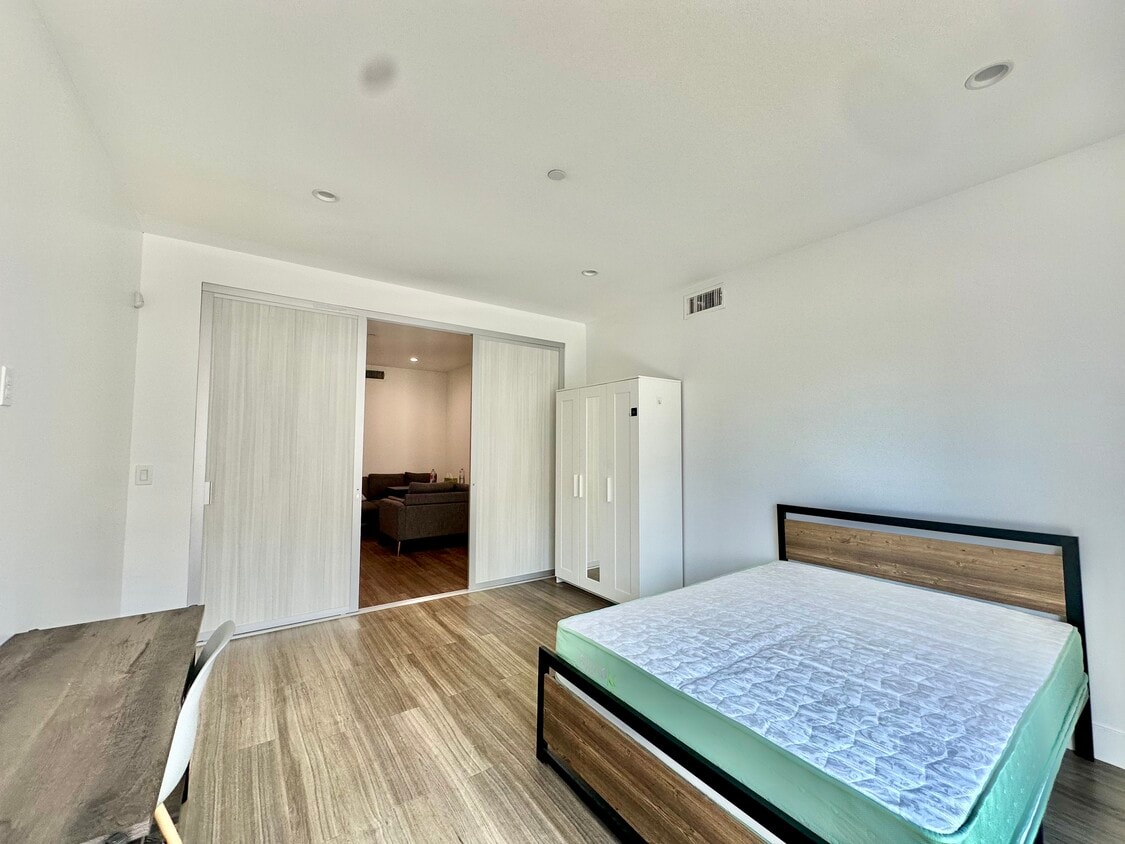 Floor Plan - Unit PH12