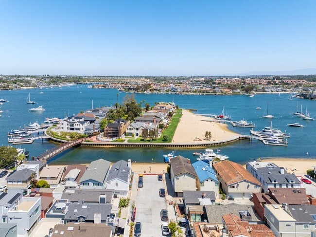 Photo - 111 Edgewater Pl Unit 111 E Edgewater Ave  B