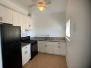 Photo - HAP PARTNERS V, LLC-1920 Apartments