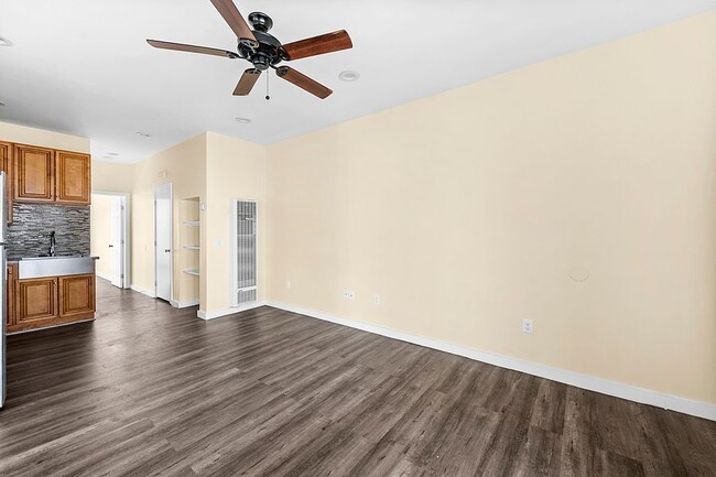 Photo - 1050 57th St Unit 1050.25