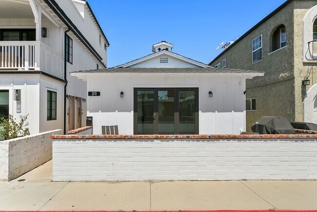 Photo - 311 33rd St Townhome