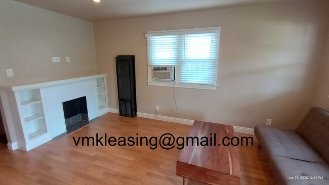 Photo - 1095 Bresee Ave
