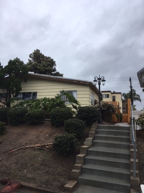 Photo - 328 Unit 2168 Thomas Ave.