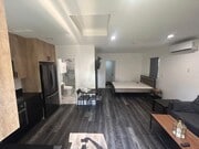 Photo - 19138 Oxnard St