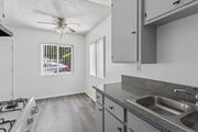 1BR, 1BA - 882SF - Kitchen - 2135 Santa Fe Ave.