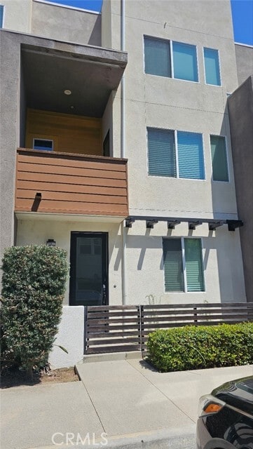 Photo - 8073 Ackerman St