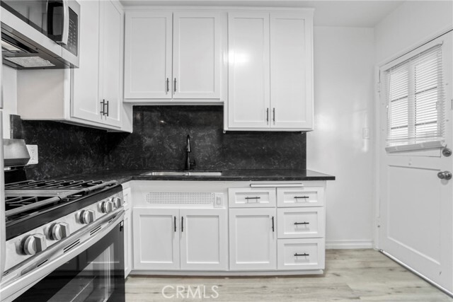 Photo - 10620 Holman Ave Unit 4