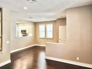 Photo - 112 Hedge Bloom