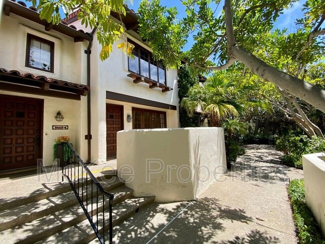 Building Photo - 8668 Villa La Jolla Dr Unit #3