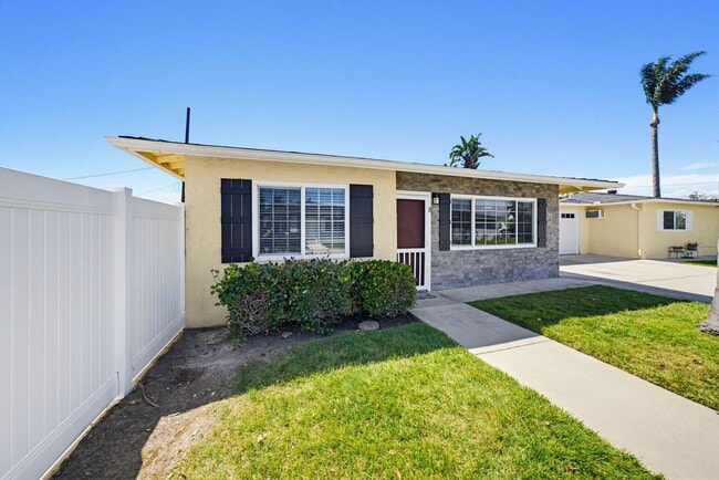 Photo - WILLIAMS ST Unit 718 - B