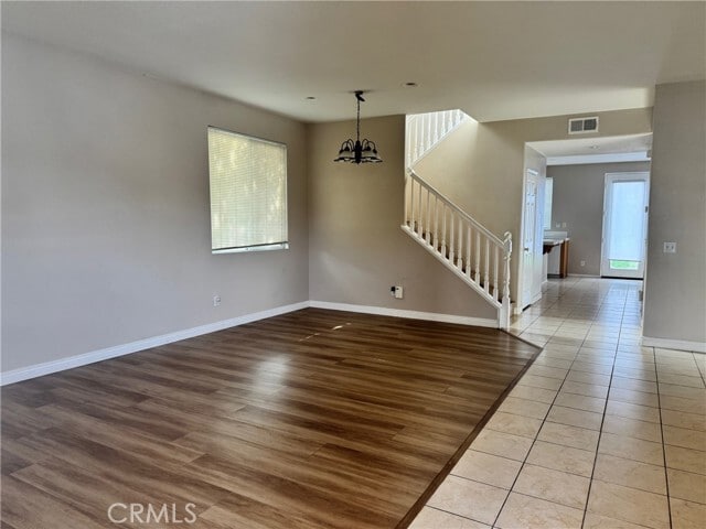 Photo - 6437 Kaisha St