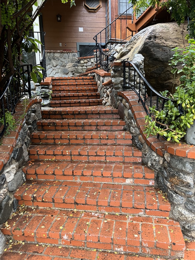 Entry Steps - stone and brick walkways - 9406 Ventura Way