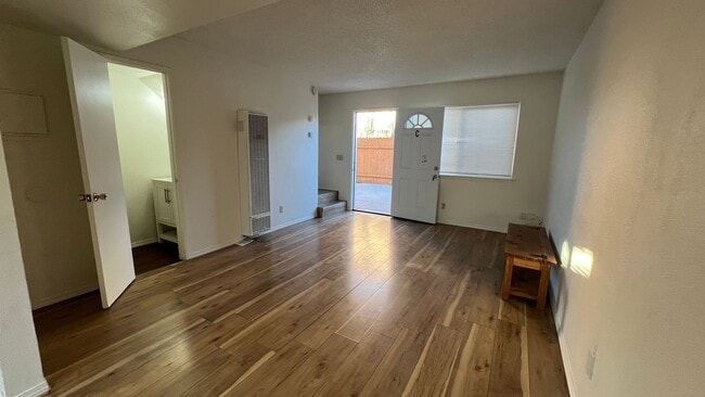 Photo - ZZ717 PLCMT Unit C