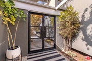 Photo - 908 Kenter Way House