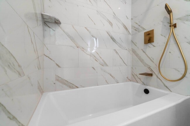 Photo - 3917 Inglewood Blvd Unit 2-B