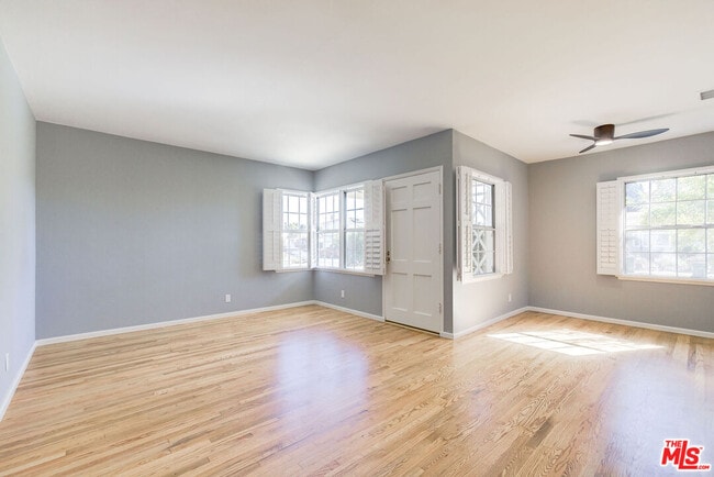 Photo - 11941 Aneta St