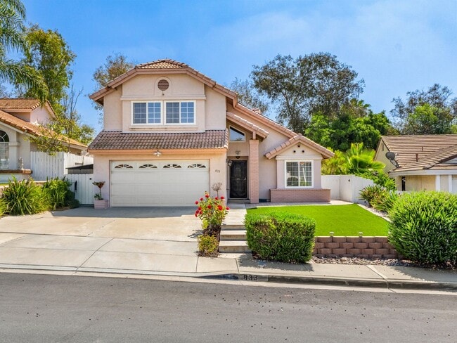 Building Photo - Move in Ready 3bed/3bath, beautiful backyard